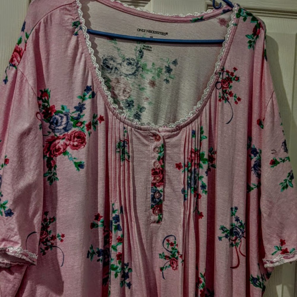 Pretty in Pink Lovely Nightgown By Only Necessities 5X 38/40